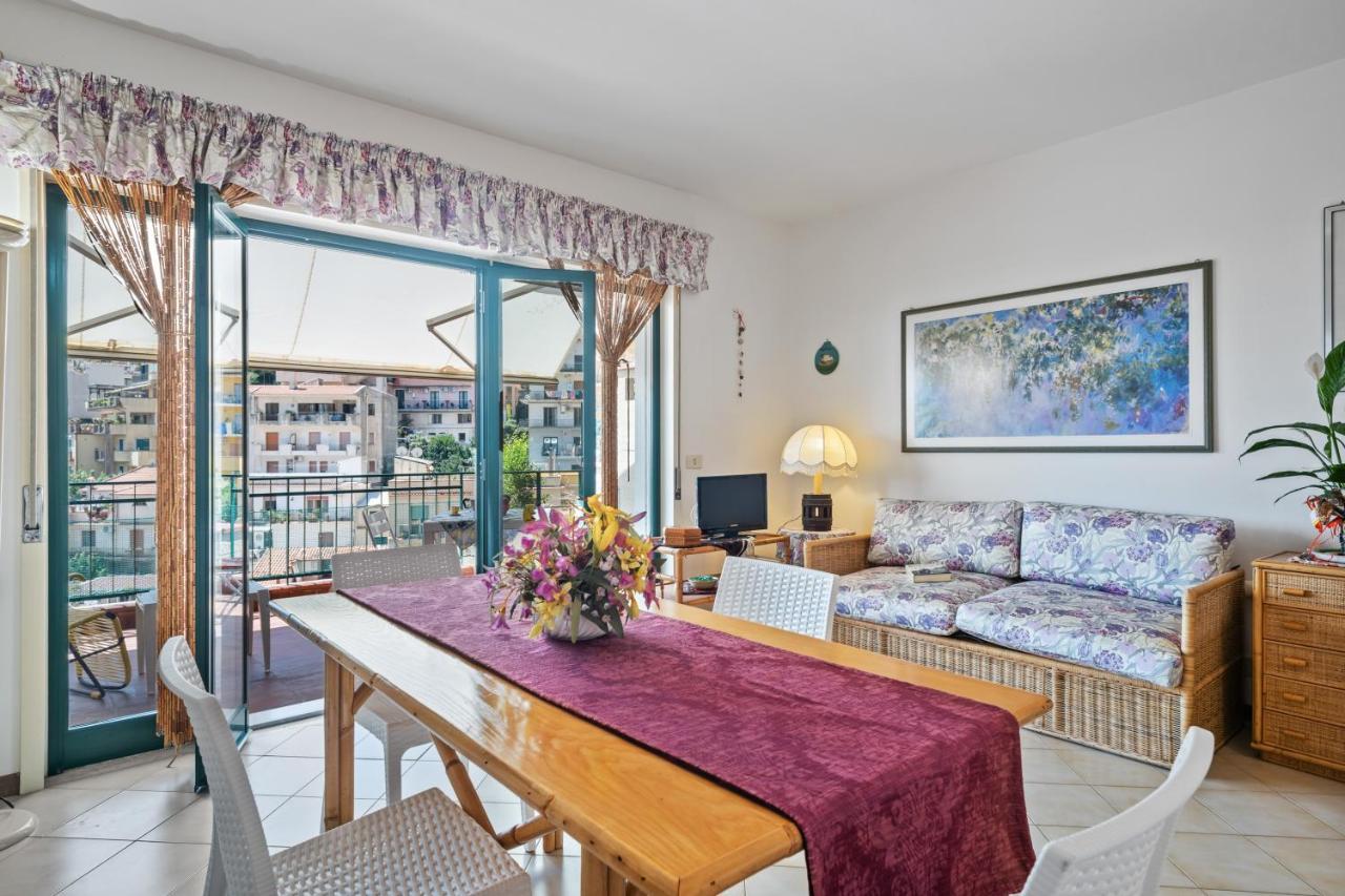 Taormina Comfortable Apartment With Terrace Extérieur photo